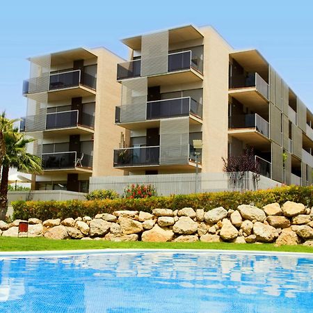 Rentalmar Paradise Families Only Con Parking Салоу Екстериор снимка